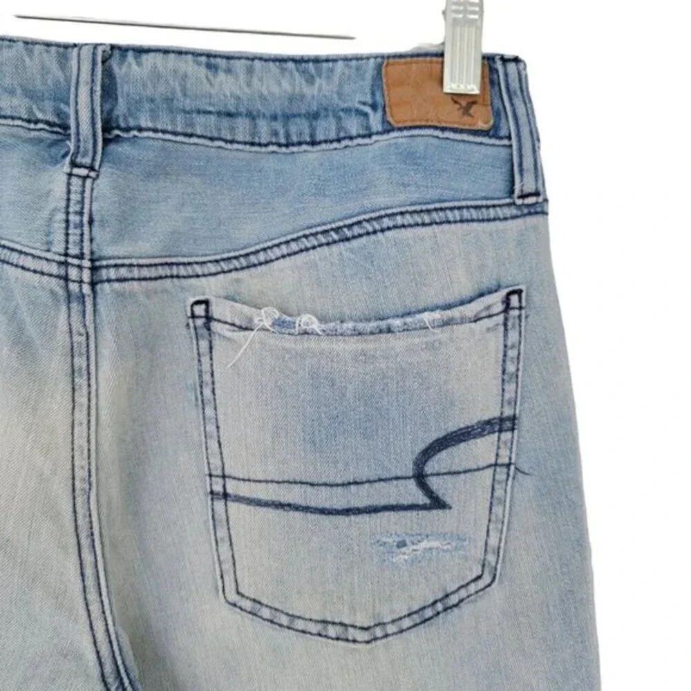 American Eagle Tomgirl Distressed Jeans Womens 6 Blue Ripped Relaxed Fit Casual - Picture 11 of 16